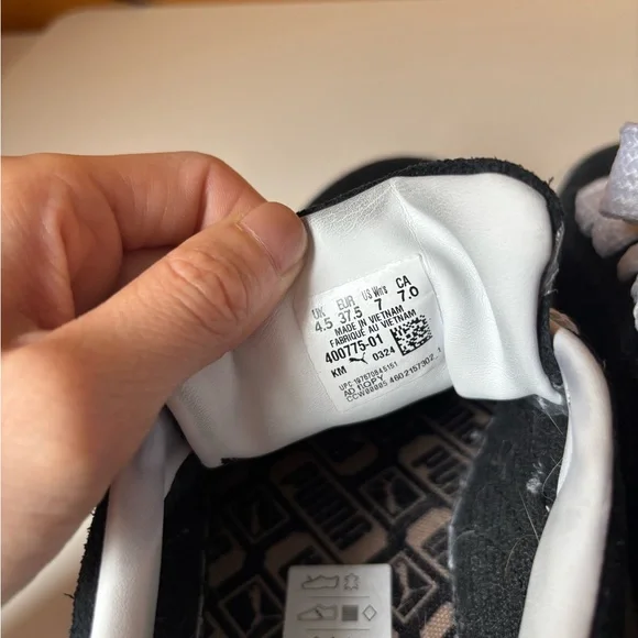 Puma Suede Classic - Black US7 Women - Picture 5 of 5